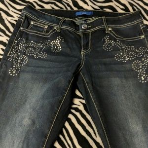 Size 10 apt. 9 jeans nwot